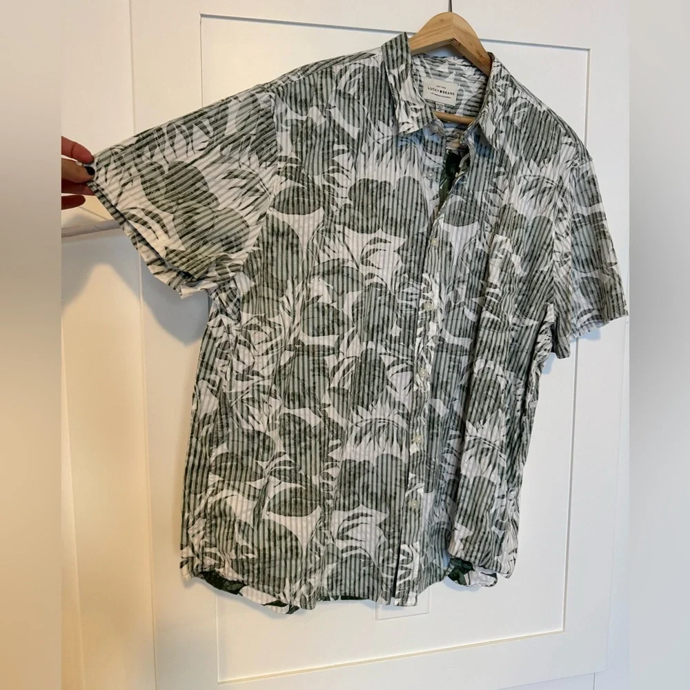 Men’s Green Button Up - Picture 4 of 4